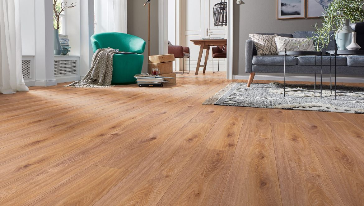 Poner suelo laminado entre habitaciones